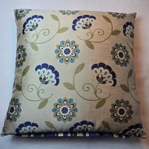 Pier 1 Floral Medallion Botanical Reversible Pillow Striped Accent Throw 17x17‎